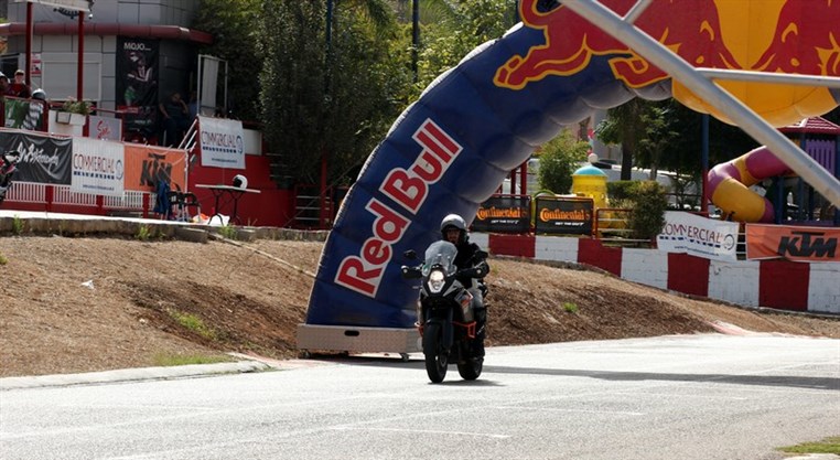 Lebanese motorcycles riders skill and awareness is improving!
